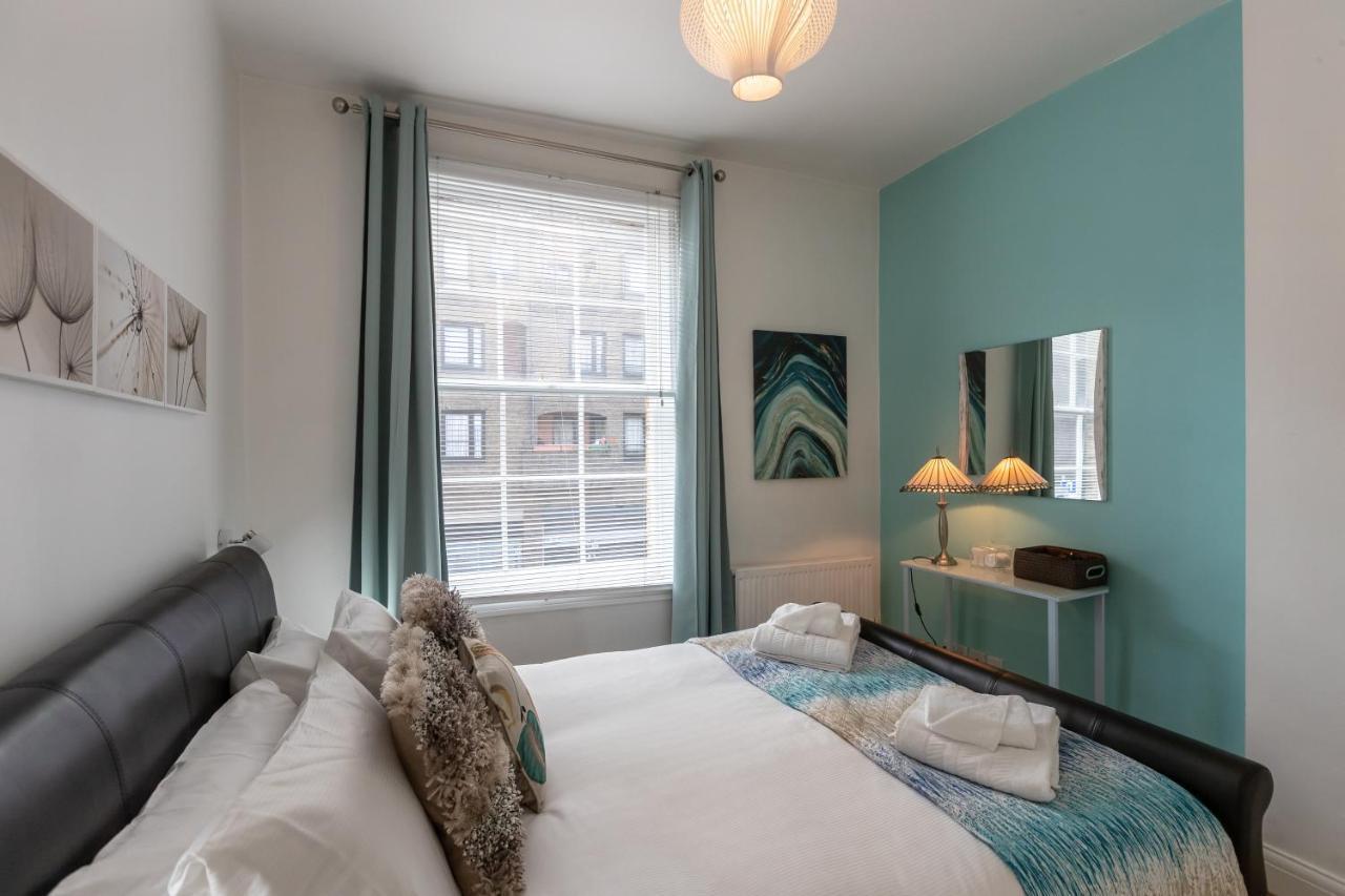 The Wanderlust - 1 Bedroom Apartment L Sleeps 4 With Sofa Bed L Prime Location Plus Free Wifi L Perfect For Business & Leisure Travelers L 15Percent Off Weekly & 20Percent Off Monthly Stays! Londen Buitenkant foto
